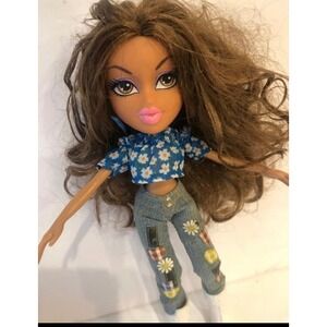 Bratz MGA 2015 Yasmin Doll Sunflower Shirt‎
